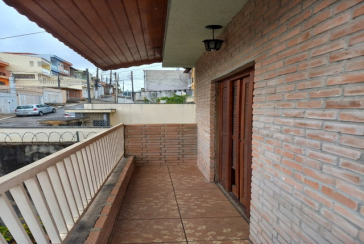 Sobrado à venda no Bairro da Nossa Senhora do Ó na Rua Amadeu de Queirós, 