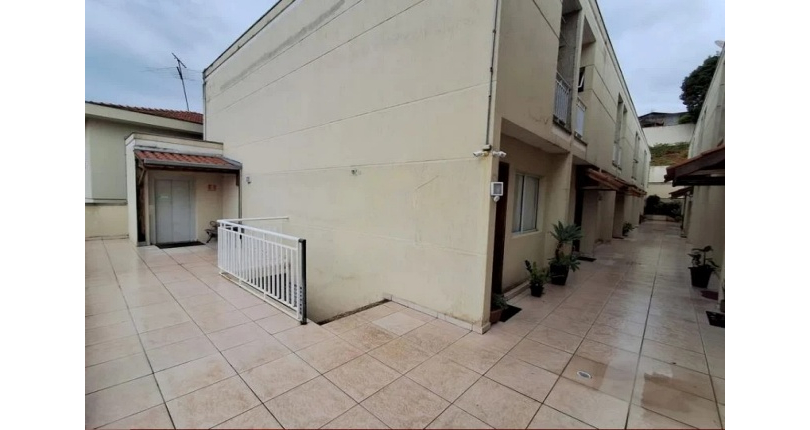  Sobrado à venda no Bairro da Vila Boaçava na Rua Jurubim 335