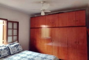 Sobrado à venda no Bairro do Jardim Regina na Rua Sebastião de Pina