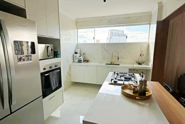 Apartamento à venda no Bairro das Perdizes na Avenida Sumaré 121,