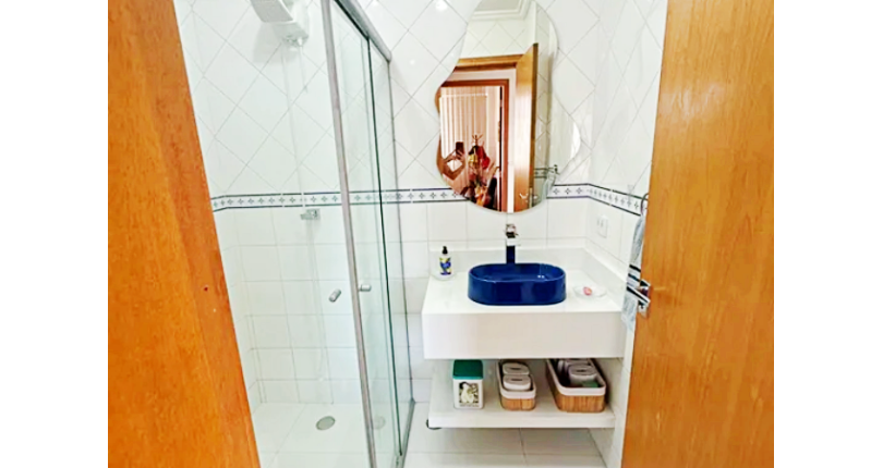 Apartamento à venda no Bairro das Perdizes na Avenida Sumaré 121,