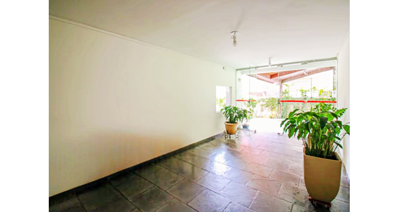 Apartamento à venda no Bairro das Perdizes na Avenida Sumaré 121,