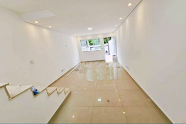 Sobrado novo à venda no Bairro do Piqueri na Rua José da Silva Martha 103, 