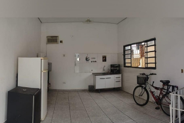 Casa para renda à venda no Bairro do Piqueri na Rua Salvador Sala,