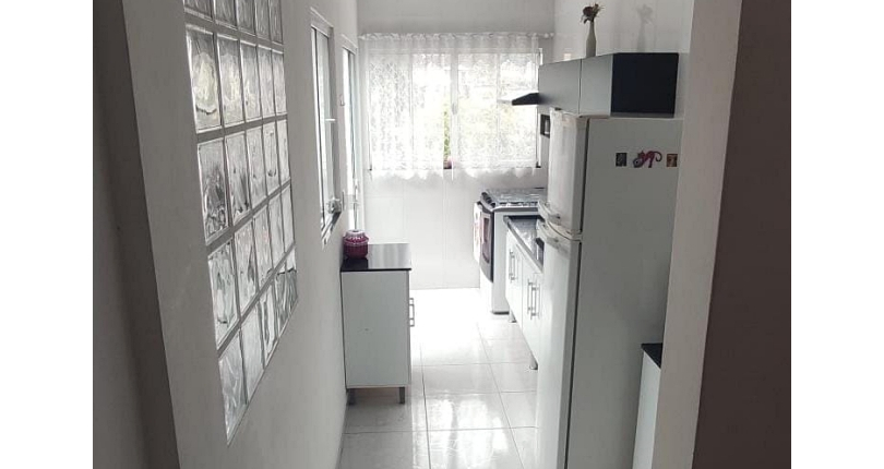 Casa para renda à venda no Bairro do Piqueri na Rua Salvador Sala,