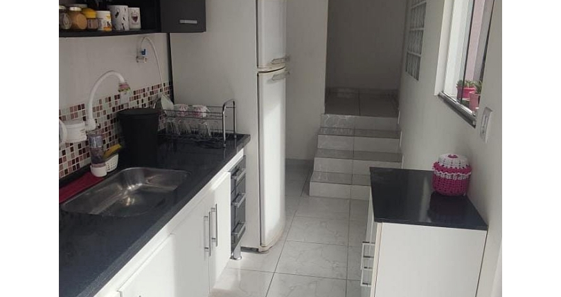 Casa para renda à venda no Bairro do Piqueri na Rua Salvador Sala,