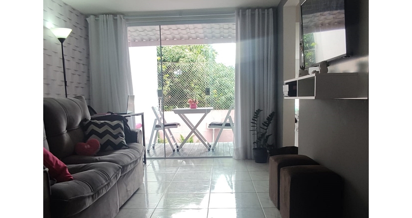 Casa para renda à venda no Bairro do Piqueri na Rua Salvador Sala,