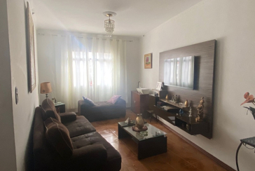 Sobrado à venda no Bairro da Ayrosa na Rua Bem-Te-Vi, 