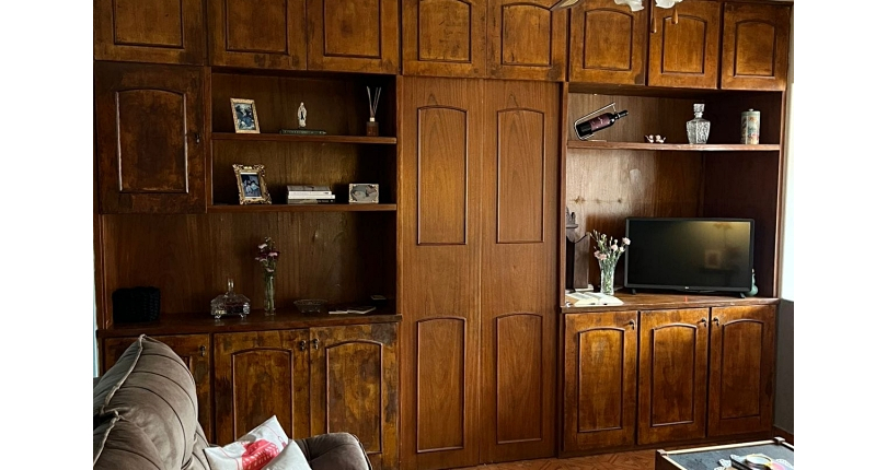 Sobrado à venda no Bairro da Ayrosa na Rua Bem-Te-Vi, 