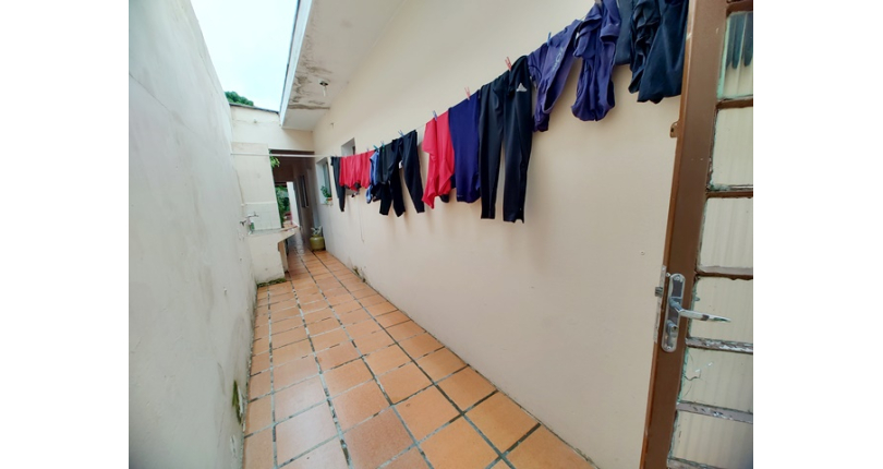 Casa Assobradada à venda no Bairro do Jardim Regina na Rua Crispim Santos