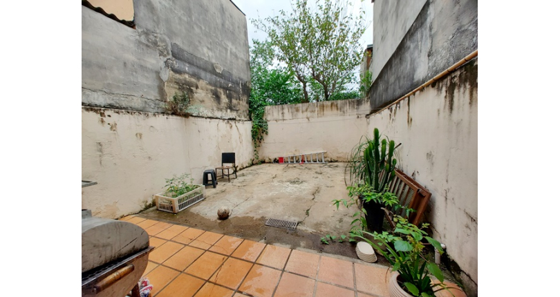 Casa Assobradada à venda no Bairro do Jardim Regina na Rua Crispim Santos