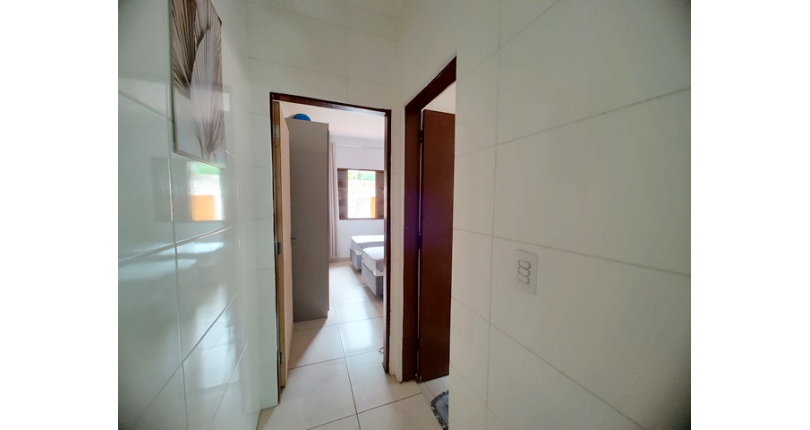 Casa Assobradada à venda no Bairro do Jardim Regina na Rua Crispim Santos