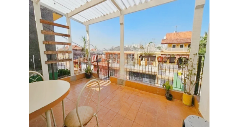 Casa à venda no Bairro do Jardim São Ricardo na Rua Amadeu Vives