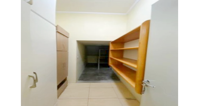 Imóvel Comercial à venda no Bairro da Nossa Senhora do Ó na Rua Chico de Paula