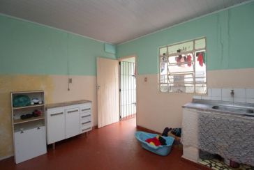 Casa à venda no Bairro da Vila Brasilândia na Avenida Elísio Teixeira Leite,