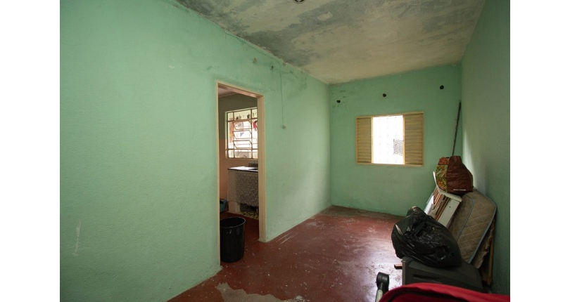 Casa à venda no Bairro da Vila Brasilândia na Avenida Elísio Teixeira Leite,