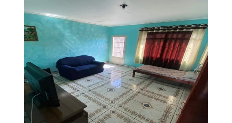 Casa à venda no Bairro da Vila Brasilândia na Avenida Elísio Teixeira Leite,