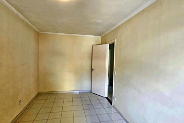 Sobrado à venda no Bairro do Conjunto Residencial Vista Verde na Rua José Carlos de Resende