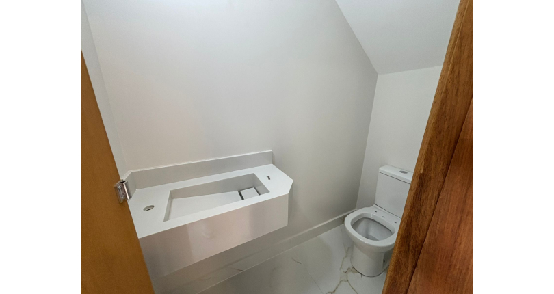 Sobrado Alto Requinte novo à venda no Bairro do Parque São Domingos na Rua Waltrudes Correa 633