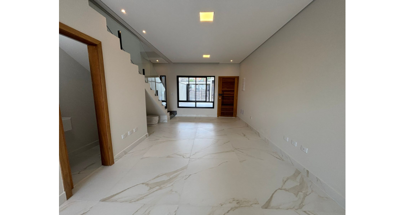 Sobrado Alto Requinte novo à venda no Bairro do Parque São Domingos na Rua Waltrudes Correa 633