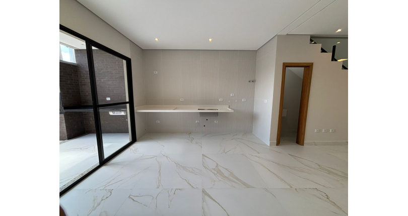 Sobrado Alto Requinte novo à venda no Bairro do Parque São Domingos na Rua Waltrudes Correa 633