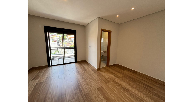 Sobrado Alto Requinte novo à venda no Bairro do Parque São Domingos na Rua Waltrudes Correa 633