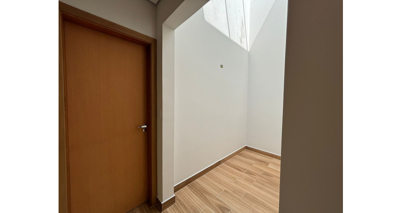 Lindo Sobrado Alto Requinte novo à venda no Bairro do Parque São Domingos na Rua Waltrudes Correa 634, 