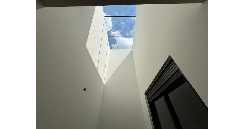 Lindo Sobrado Alto Requinte novo à venda no Bairro do Parque São Domingos na Rua Waltrudes Correa 634, 