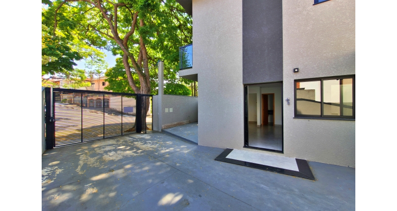 Sobrado à venda Rua Doutor Odon Carlos de Figueiredo Ferraz, 248, Parque São Domingos - Imóveis à Venda