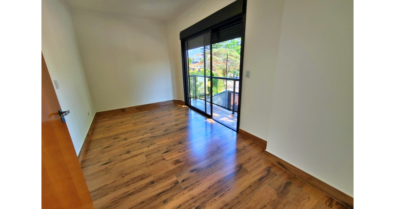 Sobrado à venda Rua Doutor Odon Carlos de Figueiredo Ferraz, 248, Parque São Domingos - Imóveis à Venda