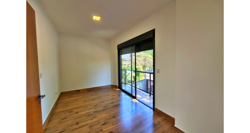 Sobrado à venda Rua Doutor Odon Carlos de Figueiredo Ferraz, 248, Parque São Domingos - Imóveis à Venda