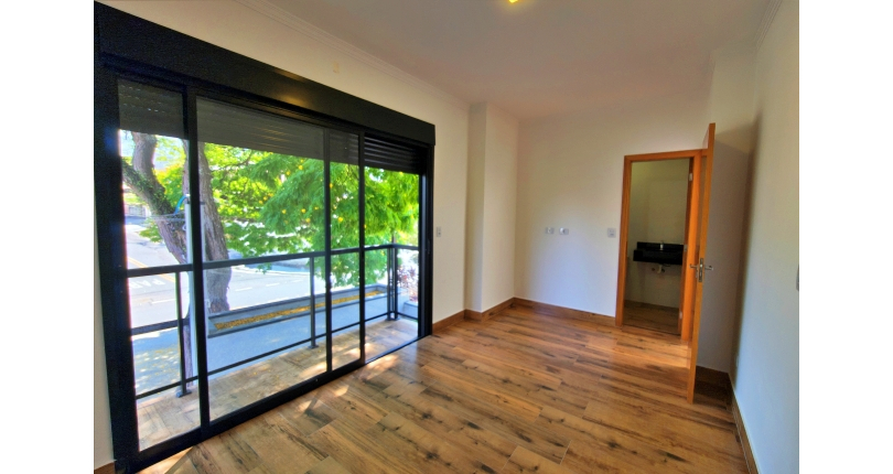 Sobrado à venda Rua Doutor Odon Carlos de Figueiredo Ferraz, 248, Parque São Domingos - Imóveis à Venda