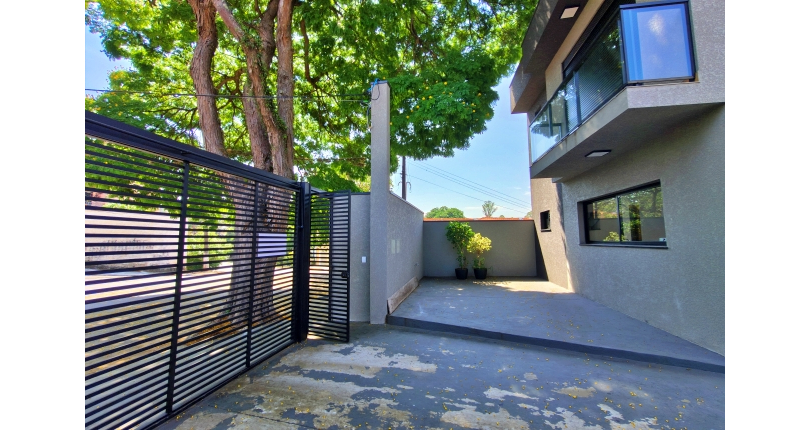 Sobrado à venda Rua Doutor Odon Carlos de Figueiredo Ferraz, 248, Parque São Domingos - Imóveis à Venda