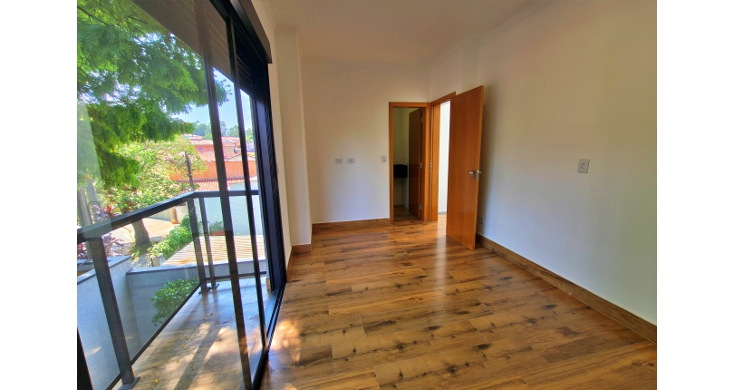 Sobrado à venda Rua Doutor Odon Carlos de Figueiredo Ferraz, 248, Parque São Domingos - Imóveis à Venda