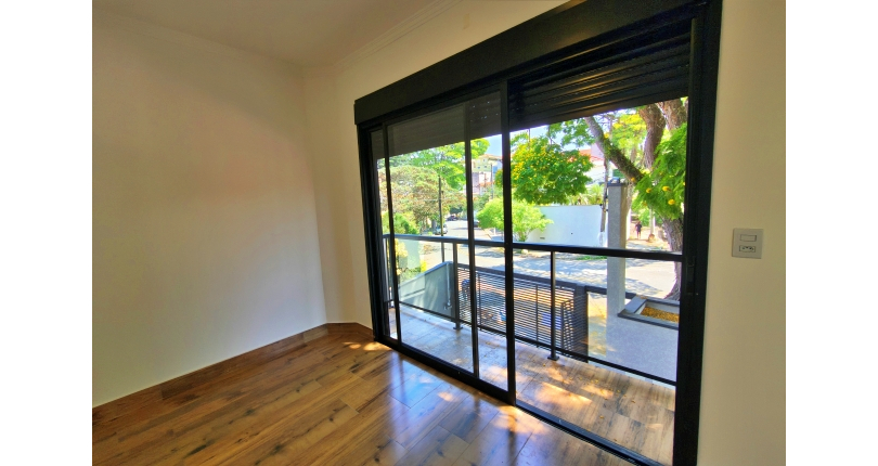 Sobrado à venda Rua Doutor Odon Carlos de Figueiredo Ferraz, 248, Parque São Domingos - Imóveis à Venda