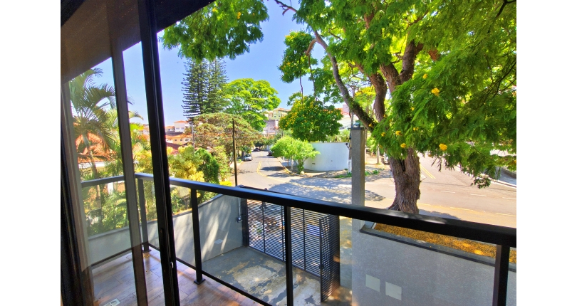 Sobrado à venda Rua Doutor Odon Carlos de Figueiredo Ferraz, 248, Parque São Domingos - Imóveis à Venda