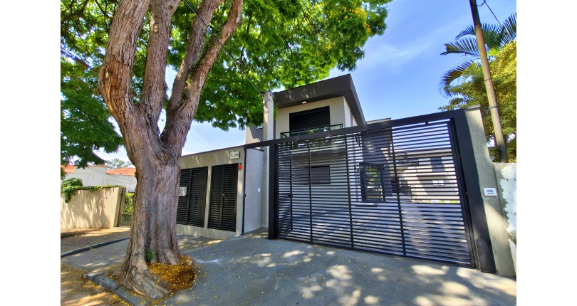 Sobrado à venda Rua Doutor Odon Carlos de Figueiredo Ferraz, 248, Parque São Domingos - Imóveis à Venda