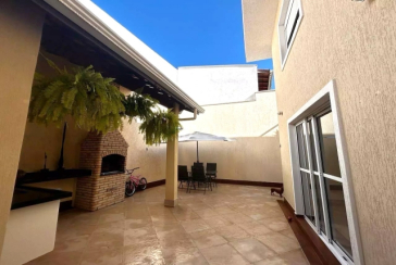 Belo Sobrado à venda no Bairro do Jardim Líbano na Rua João de Almeida e Silva,