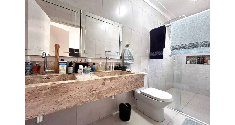 Belo Sobrado à venda no Bairro do Jardim Líbano na Rua João de Almeida e Silva,