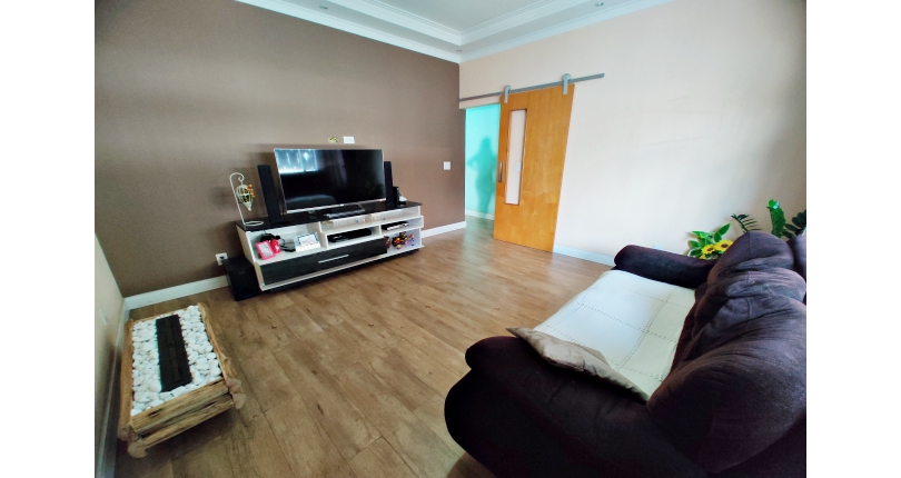 Bela Casa à venda no Bairro da Vila Barreto na Rua Jose Albano,