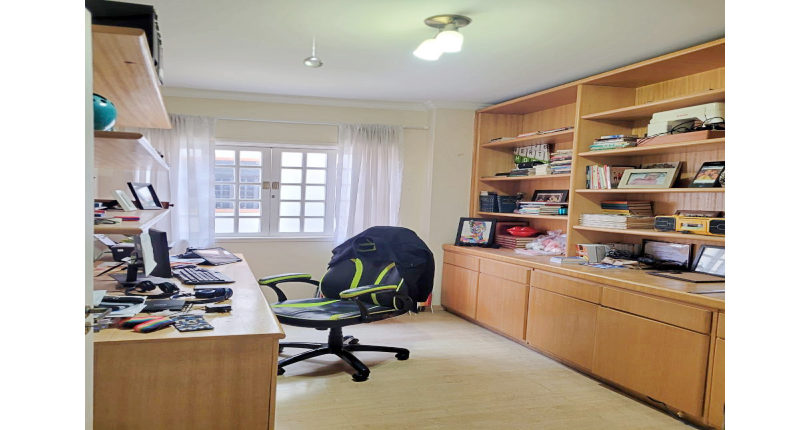 Belo Sobrado à venda no Bairro do City America na Rua Dinah Silveira de Queiroz,