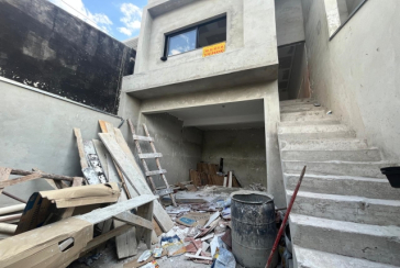 Sobrado em construção à venda no Bairro do Jardim Bandeirantes (Zona Norte) 