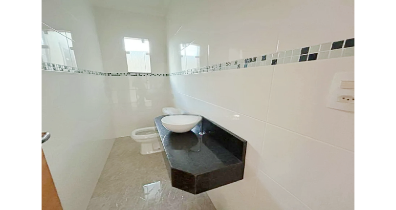 Sobrado novo à venda no Bairro da Chácara Inglesa na Rua Antônio Carlos Ferreira 152