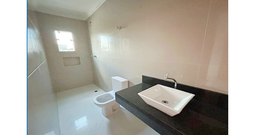 Belo Sobrado novo à venda no Bairro da Chácara Inglesa na Rua Antônio Carlos Ferreira 156