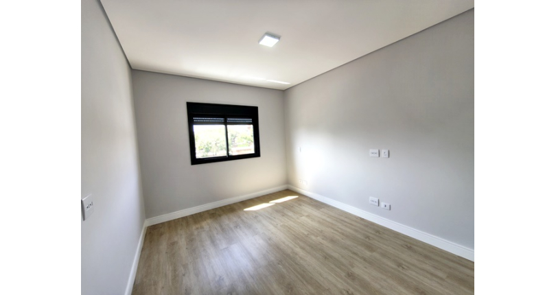 Lindo Sobrado novo à venda no Bairro do Jardim Maristela na Rua Coronel Augusto Machado 324