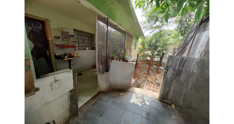 Terreno à venda Rua Camarões, Chácara Inglesa - Imóveis à Venda