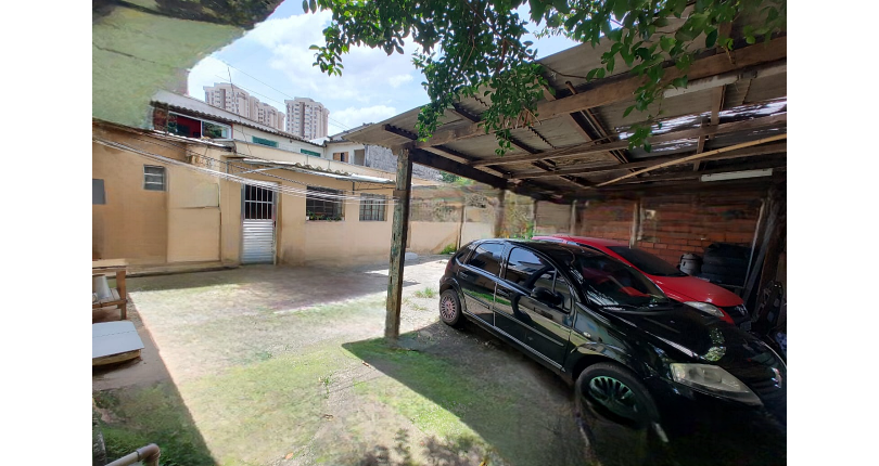 Terreno à venda Rua Camarões, Chácara Inglesa - Imóveis à Venda