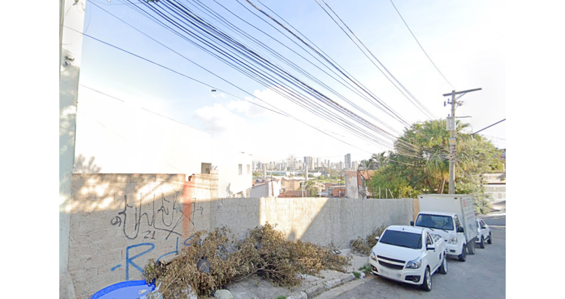 Terreno à venda no Bairro da Ayrosa na Rua Pardal,