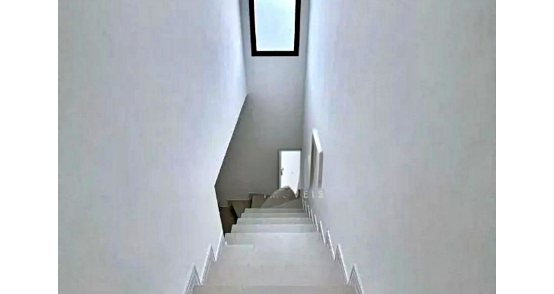 Sobrado à venda Rua Dona Maria Angélica, 513, Ayrosa - Imóveis à Venda