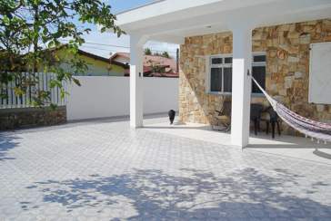 Casa térrea à venda em Itanhaém no Jardim Grandesp 